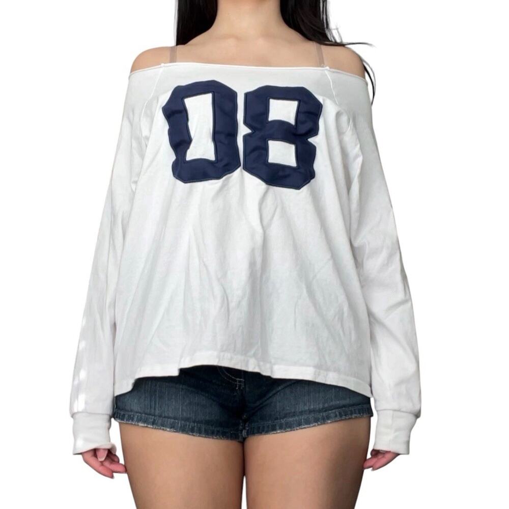 edikted variety number off shoulder graphic tee